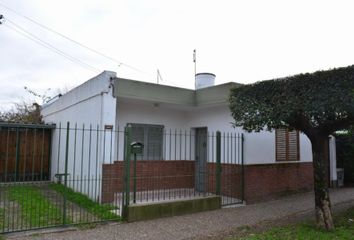 Casa en  Rafael Calzada, Partido De Almirante Brown