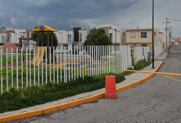 Casa en fraccionamiento en  Calle Paseo De Tecámac, Paseo De Tecámac, Tecámac, México, 55754, Mex