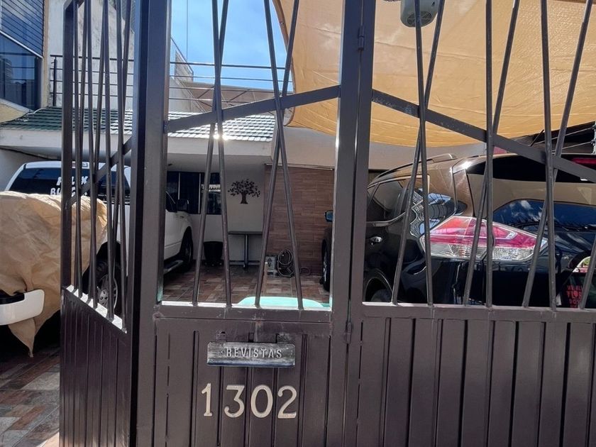 renta Casa en Pinar de la Calma, Zapopan, Jalisco (EB-MZ9744r)