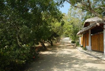 Terreno Comercial en  Manglaralto, Santa Elena