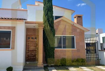 Casa en fraccionamiento en  Avenida Álvaro Obregón 29, Fraccionamiento Privada San Isidro, San Juan Del Río, Querétaro, 76803, Mex