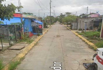 Casa en  Calle Juan De La Barrera 15-18, Barrio 2do, Cosoleacaque, Veracruz De Ignacio De La Llave, 96353, Mex