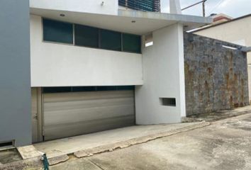 Casa en fraccionamiento en  Calle Rufino Tamayo, Fracc Paraíso Coatzacoalcos, Coatzacoalcos, Veracruz De Ignacio De La Llave, 96523, Mex
