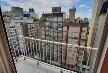 Departamento en  Sarmiento 2200, B7600ejb Mar Del Plata, Provincia De Buenos Aires, Argentina