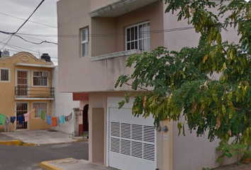 Casa en  Calle 9 Norte 13, Adolfo Ruiz Cortines, Veracruz, Veracruz De Ignacio De La Llave, 91770, Mex