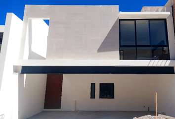 Casa en  Avenida Sierravista, Fracc Garita De Jalisco, San Luis Potosí, 78294, Mex