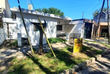 Casa en  Martín Coronado, Tres De Febrero