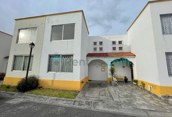 Casa en  Avenida Deportiva, Fraccionamiento Quinta Mariana, San Mateo Atenco, México, 52104, Mex