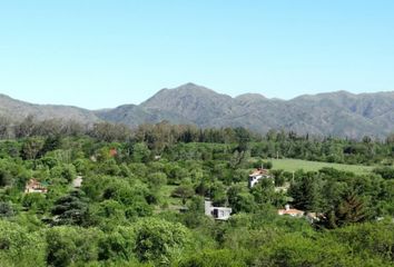 Terrenos en  Cosquín, Córdoba