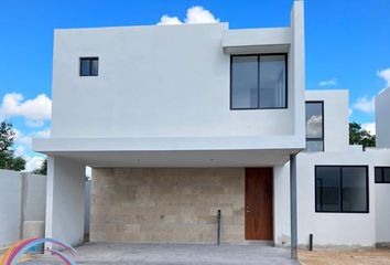 Casa en condominio en  Calle 20, Conkal, Yucatán, 97345, Mex