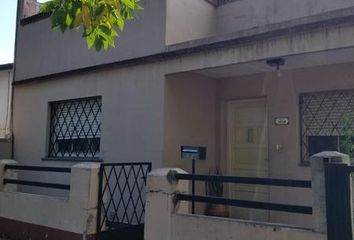 Casa en  Villa Adelina, Partido De San Isidro
