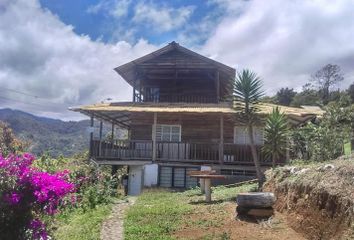 Casa en  Vía Escuela Felidia #78, Cali, Valle Del Cauca, Colombia