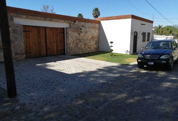 Casa en fraccionamiento en  Calle Morelos 4-4, Ejido Colonias Nuevo México, Silao, Guanajuato, 36273, Mex