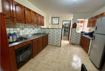 Apartamento en  Rosales, Medellín