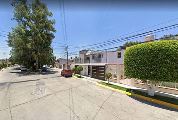 Casa en  Cayena #, 54020, Lomas De Valle Dorado, Tlalnepantla De Baz, Edo. De México, Mexico