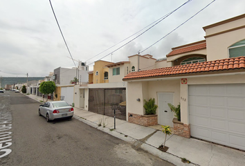 Casa en  Calle Cerro De Acasulco 107-139, Colinas Del Cimatario, Querétaro, 76090, Mex