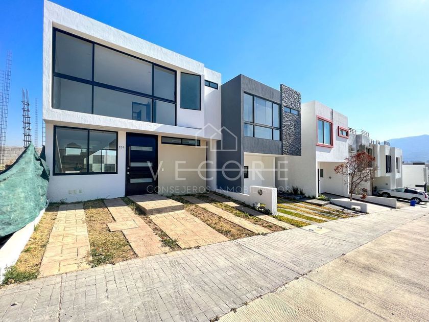 venta Casa en Senderos de Monte Verde, Tlajomulco de Zúñiga (EB-NA6394s)-  