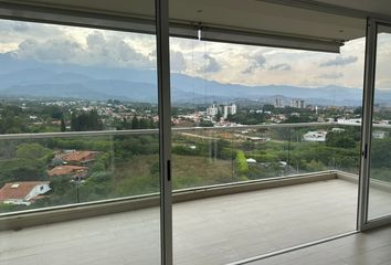 Apartment for rent in Parcelaciones Pance, Cali