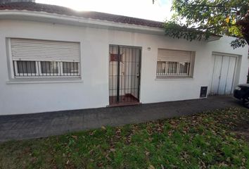 Casa en  Bernardino Rivadavia, Mar Del Plata