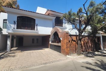 Casa en  Villa Universitaria, Zapopan, Zapopan, Jalisco
