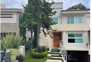 Casa en  Colonia El Palomar, Tlajomulco De Zúñiga