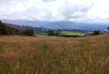 Terreno Comercial en  Hf6q+v2 Comunidade San Pedro De Pilopata, Ecuador