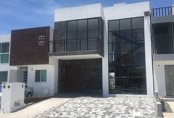 Casa en  Privada Reserva Xilitla 122-122, Fraccionamiento Juriquilla Grand, Querétaro, 76230, Mex