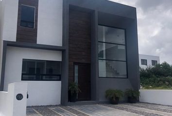 Casa en  Carretera Libramiento Sur Poniente, Fraccionamiento Real De Juriquilla, Querétaro, 76226, Mex