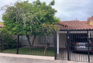 Casa en  Lomas De San Isidro, Partido De San Isidro