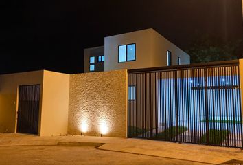 Casa en fraccionamiento en  Calle 12a 323-323, Fraccionamiento Montebello, Mérida, Yucatán, 97113, Mex