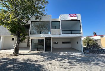 Casa en fraccionamiento en  Calle La Cañada 4-4, Nuevo León, Cuautlancingo, Puebla, 72706, Mex