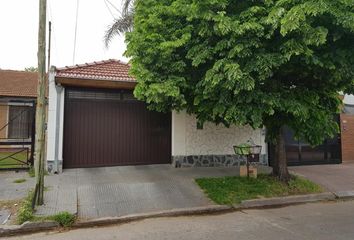 Casa en  Jose Leon Suarez, Partido De General San Martín