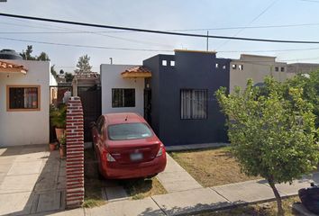 Casa en  Calle Cumaná 109, Fraccionamiento Hacienda Santa Fe, Tlajomulco De Zúñiga, Jalisco, 45653, Mex