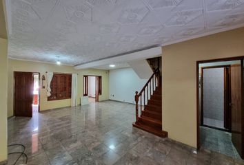 Casa en  Ocampo 3351-3399, Rosario, S2013, Santa Fe, Arg