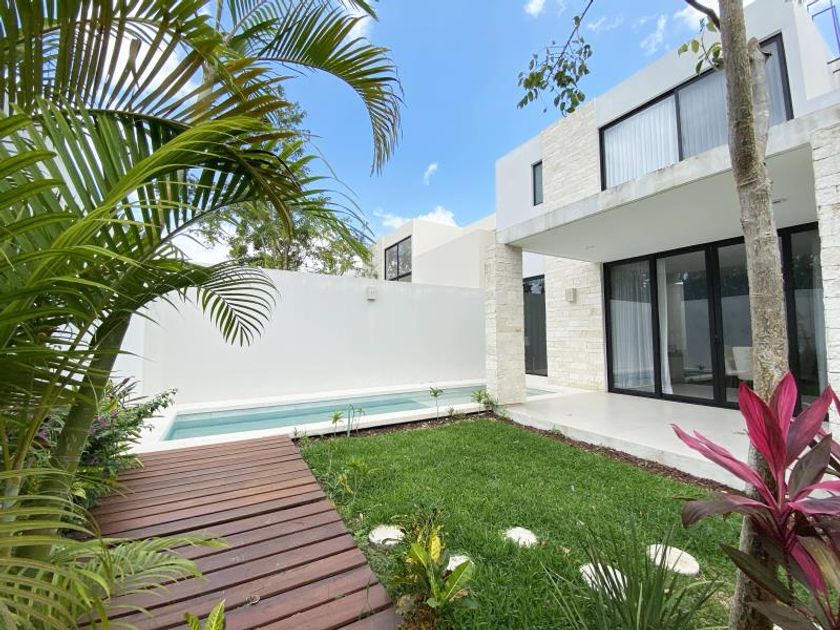 venta Casa en Playa del Carmen, Solidaridad, Quintana Roo (MX22-NH2135)-  