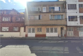 House for rent in Antiguo Country, Bogotá