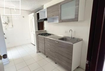 Apartamento en  Calle 61 46-100-46-2, Prado, Medellín, Antioquia, Col