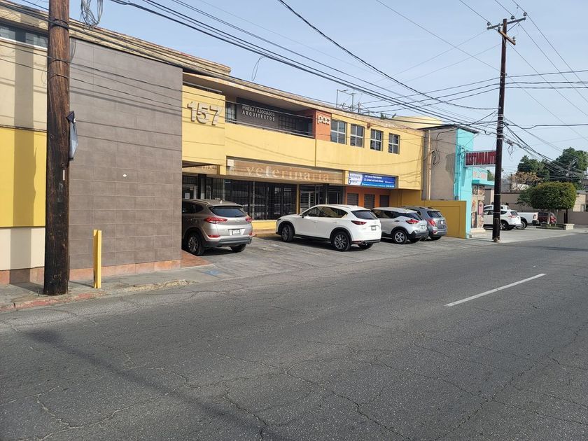 renta Local comercial en Insurgentes Oeste, Mexicali (EBMJ3531r