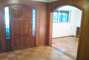 SE VENDE CASA EN BELGRANO (NO PAGA EXPENSAS)