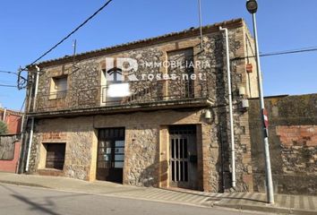 Chalet en  Vilamacolum, Girona Provincia