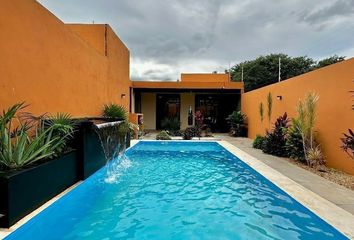 Casa en  Calle 18 101-101, Cholul, Mérida, Yucatán, 97305, Mex