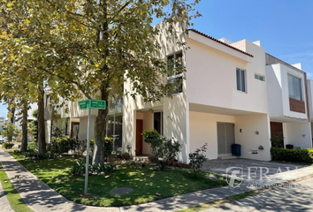 5 casas en renta en Santillana, Zapopan 