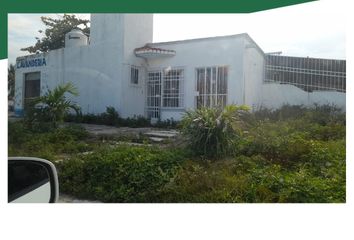 Casa en fraccionamiento en  Avenida Misión Del Carmen 404a, Fraccionamiento Misión Del Carmen, Solidaridad, Quintana Roo, 77714, Mex