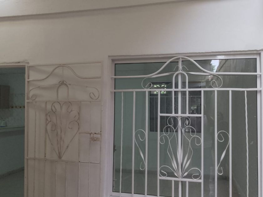 Apartamento en arriendo 13 De Junio, De La Virgen Y Turística