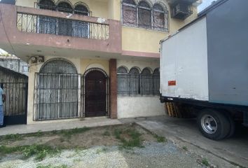Casa en  Av. 9 De Octubre 1303, Guayaquil 090311, Ecuador