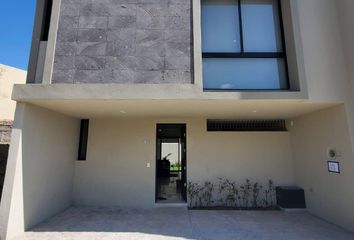 Casa en fraccionamiento en  Camino Real De Colima, Santa Anita, Tlaquepaque, Jalisco, 45600, Mex