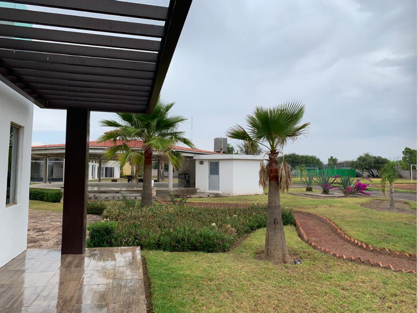 venta Rancho en Tepezalá, Aguascalientes (37134)