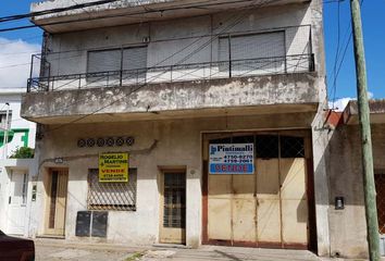 Casa en  Caseros, Tres De Febrero