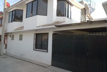 Casa en  Santa María Totoltepec, Toluca