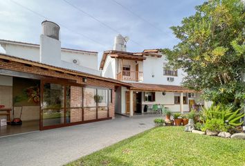 Casa en  Villa Sarmiento, Partido De Morón